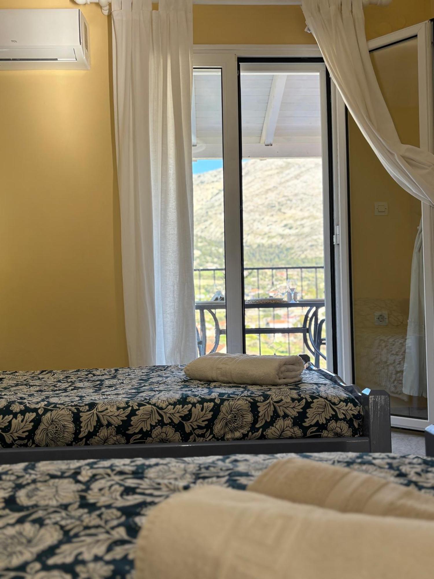 Myrtos Hotel Divarata Bagian luar foto